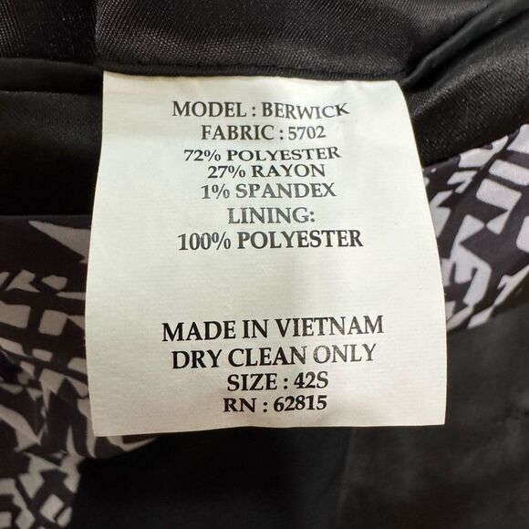 Savile Row Tuxedo 42S Berwick Slim Fit Brit Skinny - Picture 16 of 16